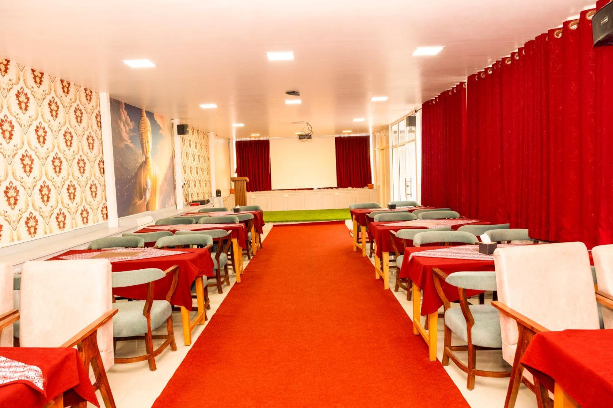 Hotel Elegant Kathmandu Inn Екстер'єр фото