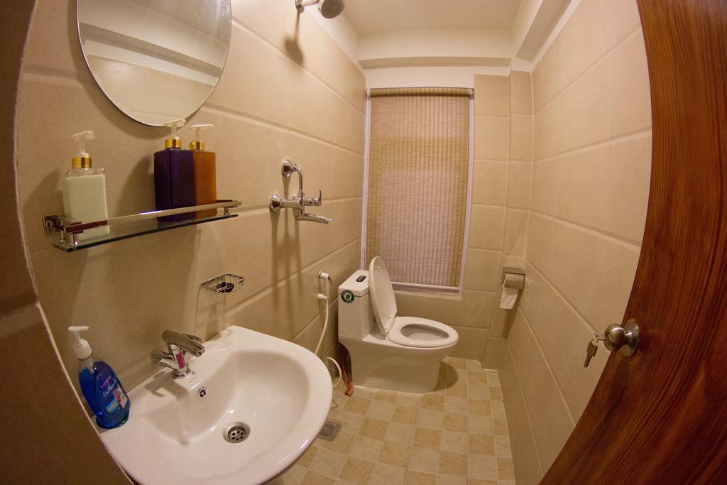 Hotel Elegant Kathmandu Inn Екстер'єр фото